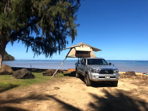 “The OG” 2011 Toyota Tacoma TRD Camper | Sleeps 5 Ocean Front Drivable vehicle in Anahola