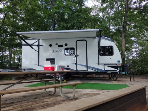 2019 Forest River Surveyor Legend Bunk House Towable trailer in Greer