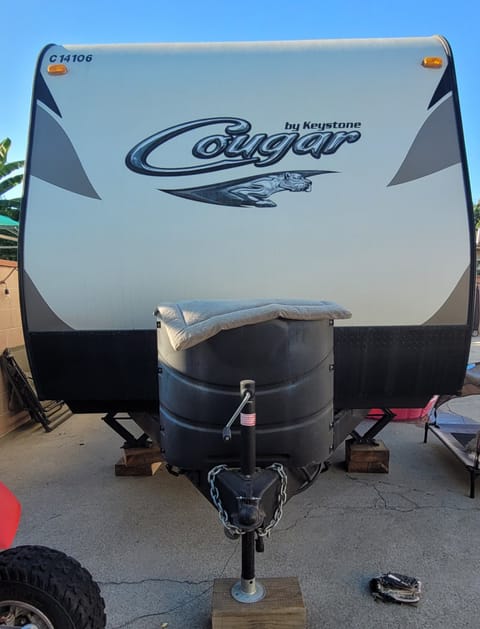 2014 Keystone RV Cougar Towable trailer in West Covina