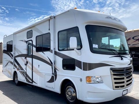RV There Yet??  Available for STAGECOACH! Drivable vehicle in Keller