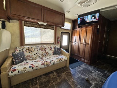RV There Yet??  Available for STAGECOACH! Drivable vehicle in Keller