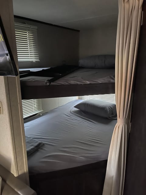 2019 “ THE ADVENTURER” Delivery, Set-Up, and Small Pet Friendly Towable trailer in Smyrna