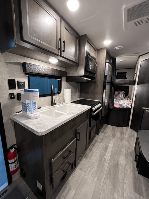 2022 Jayco Jay Flight SLX 8 Towable trailer in Town N Country