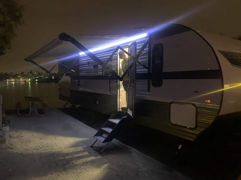 2022 Gulf Stream Ameri-Lite - Family RV to share. Towable trailer in Lake Elsinore