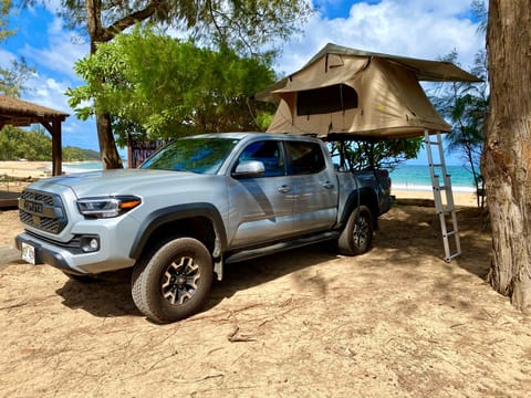 2021 Lifted Toyota Camper Truck * Better than a Van Drivable vehicle in Anahola