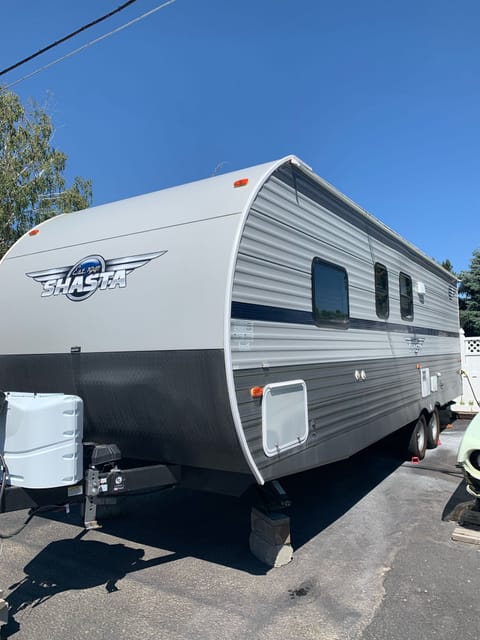 Fully loaded for family fun Towable trailer in Moses Lake