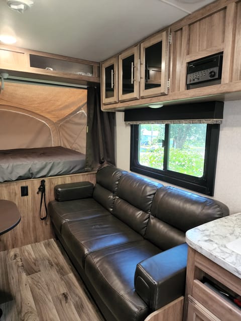 2018 Jayco Jay Feather Towable trailer in Grants Pass