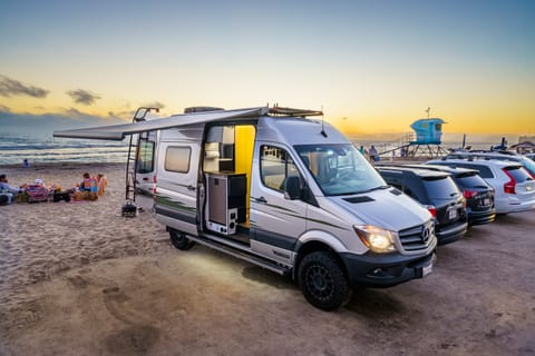 2019 Winnebago Revel Mercedes Sprinter 4x4: Head out with “Scout” Drivable vehicle in Encinitas