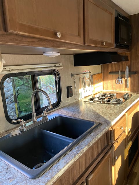 Our Home on Wheels! We will set you up so you can relax Towable trailer in Novato