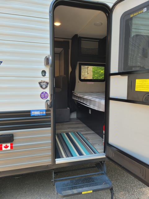 2022 Jayco Jay flight slx7 184bs Towable trailer in Niagara-on-the-Lake