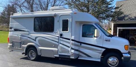 2006 Chinook Chinook Motorhome Véhicule routier in Palisades Park