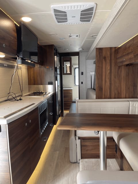 2022 Winnebago View Veicolo da guidare in Woodland Hills