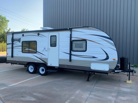 2016 Forest River Wildwood X-Lite - Towable trailer in Edmond