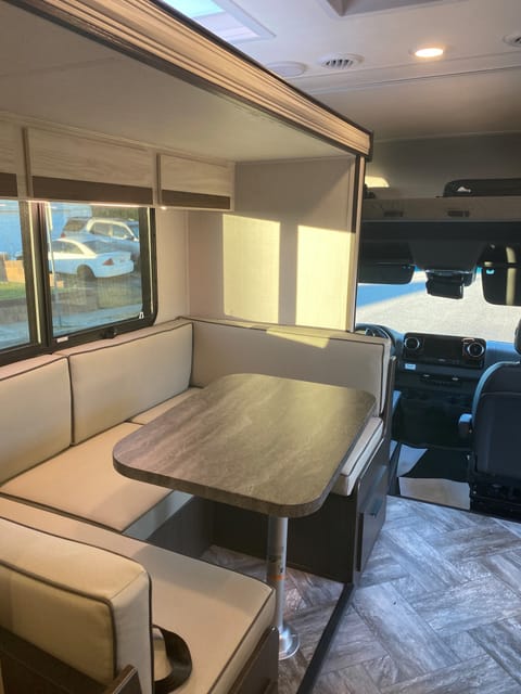 2022 Forest River Sunseeker 2400B Drivable vehicle in West Covina