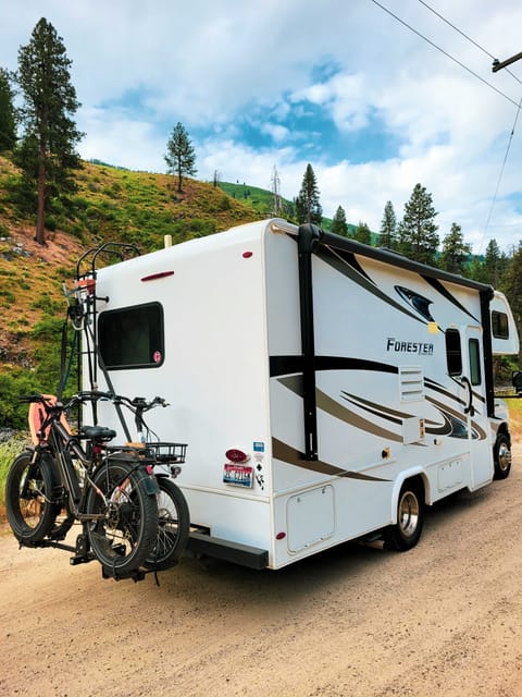 Lassie the Class C - New Forest River Motorhome Drivable vehicle in Boise