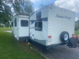 Your way to get away… 2012 Shadow Criuser S280QBS Remorque tractable in Murfreesboro