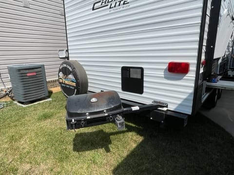 “Pond hopper” - 2019 Forest River Salem Cruise Lite with slide Towable trailer in Johnson City