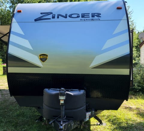 Fun Family Camper - 2021 Zinger Rimorchio trainabile in Clinton Township