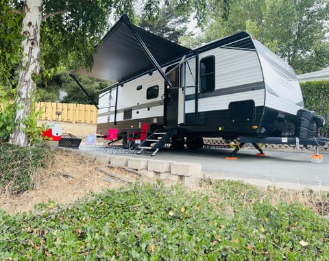 NEW!! 2022 Keystone RV Hideout Towable trailer in Hollister
