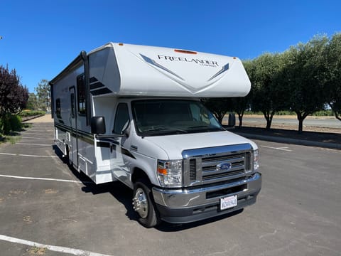 2021 Coachmen Freelander Drivable vehicle in Lodi