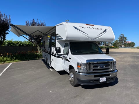 2021 Coachmen Freelander Drivable vehicle in Lodi