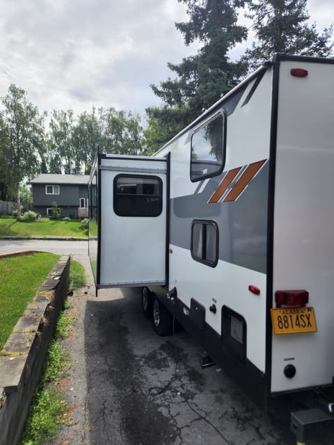 2022 Forest River Wildwood X-Lite Towable trailer in Anchorage
