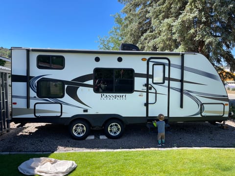 2015 Keystone RV Passport Ultra Lite Towable trailer in Durango
