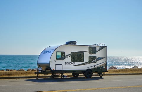 Free Delivery w/ set up to Bonelli Bluffs RV Resort Towable trailer in San Dimas