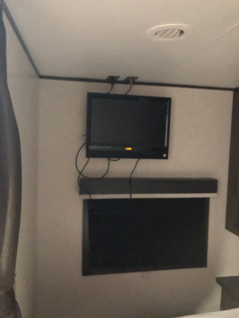 Tv in master 