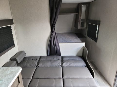 Jayco 264BH 2021 - Stocked with queen bed and bunks Towable trailer in Pflugerville