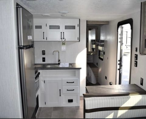 2022 Palomino XLE lite Towable trailer in San Antonio