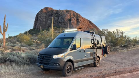 ✺CALI DREAMS✺LUXURY 2022 Mercedes Sprinter Van FULLY LOADED Drivable vehicle in Oakland