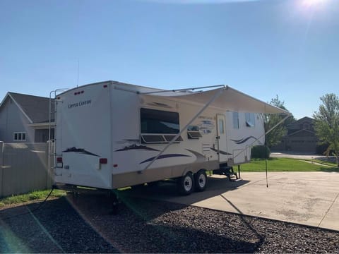 Roomy & Comfortable Keystone RV Copper Canyon With Lots of Storage Towable trailer in Garden City