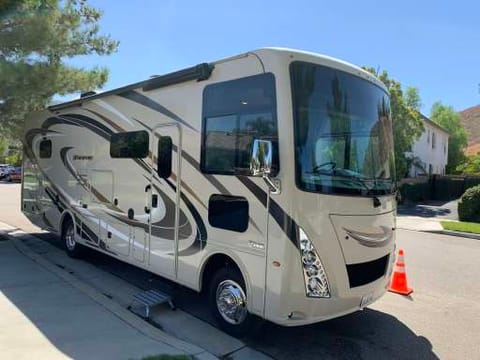 2017 Thor Windsport, easy drive with updated stabilizer, road service incl Drivable vehicle in Desoto Lakes