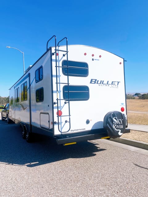2022 Keystone RV Bullet Ultra Lite Ziehbarer Anhänger in Paso Robles
