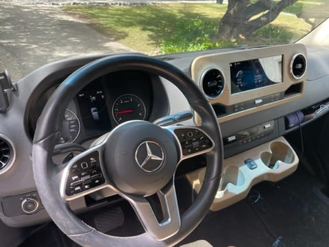 LUXURY '21 Mercedes-Benz Sprinter: HIGH END, GORGEOUS (LIKE NEW 9000 Miles) Van aménagé in Rancho Santa Fe
