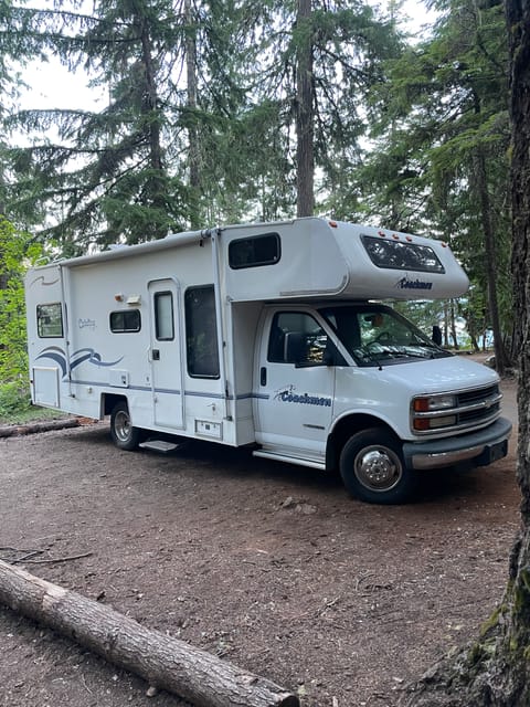 Freshly renovated Coachmen Catalina Sport Drivable vehicle in Federal Way