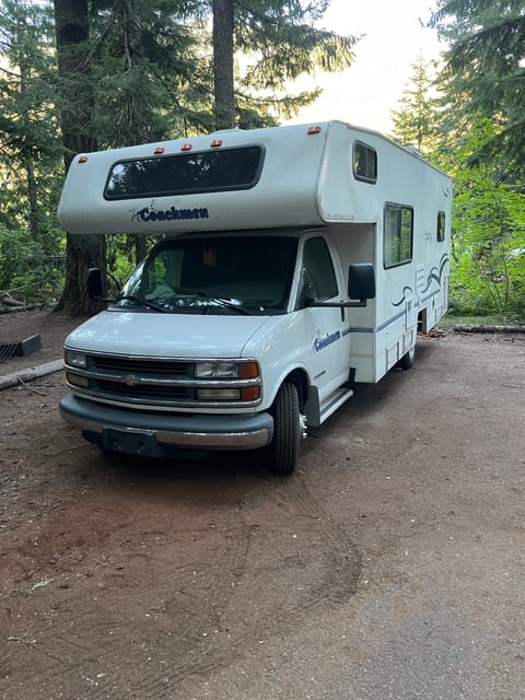 Freshly renovated Coachmen Catalina Sport Véhicule routier in Federal Way
