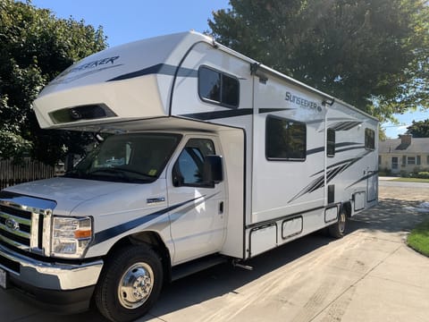 2022 Forest River Sunseeker LE Drivable vehicle in Burlington