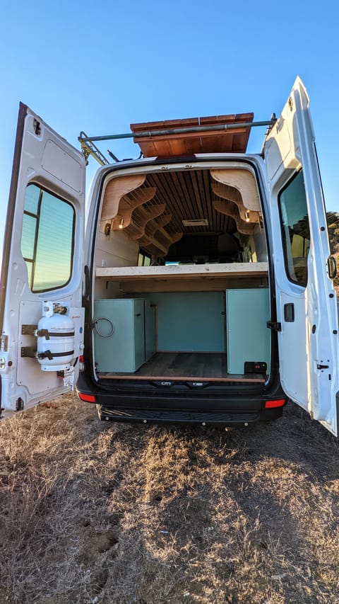 2014 Charm Your Pants Off - Fully Remodeled - Sprinter Van - "Little Rose" Campervan in Seattle