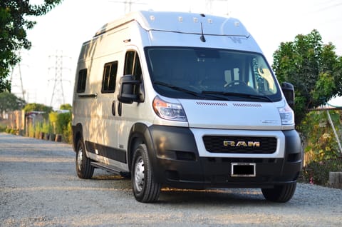 2023 Winnebago Solis 59P Drivable vehicle in Garden Grove