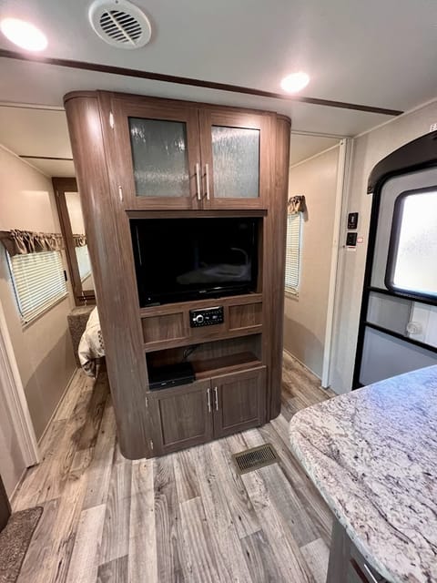 2019 Keystone RV Hideout LHS Towable trailer in Lakeland