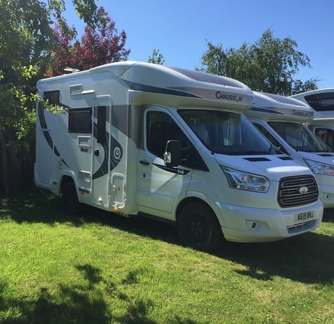 Chausson 514 Pet Friendly Drivable vehicle in Bassetlaw District