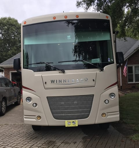 2017 Winnebago Vista Drivable vehicle in Greenville