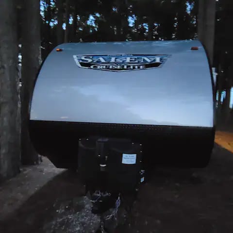 Beautiful 2022 Salem Camper * Sleeps 7 * Indoor Fireplace Towable trailer in Suffolk