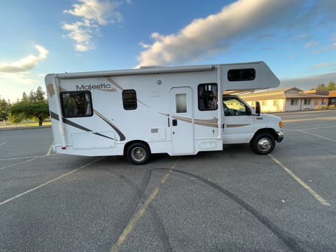 easy to use rv Drivable vehicle in Federal Way