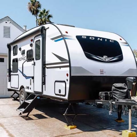 2022 Venture Sonic Ultra Lite Towable trailer in Rancho Cordova