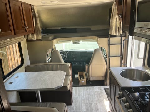 Fun in the Sunseeker 2019 Forest River 2250LE Clean, Comfy, Easy to Drive Véhicule routier in San Pasqual Valley