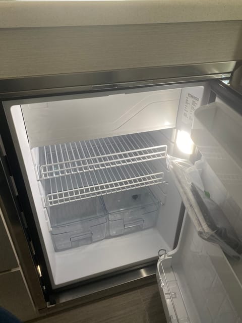 2022 Thor Tellaro 20J floor plan Drivable vehicle in New Braunfels