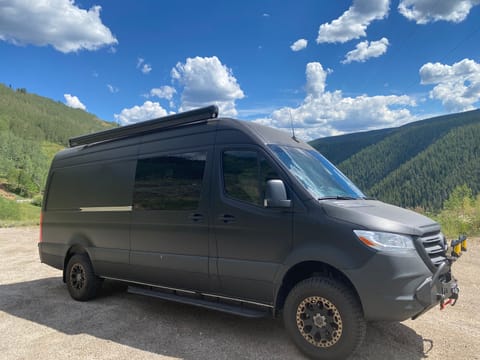 Luxury Van for 5! 2021 Mercedez-Benz Springter 4*4 170WB Drivable vehicle in Corona